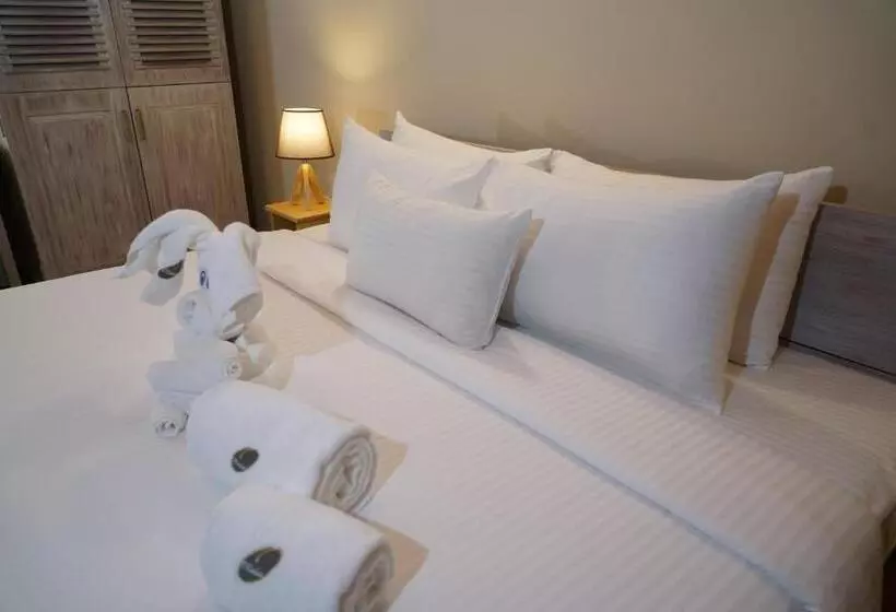 ホテル Olinia Airport