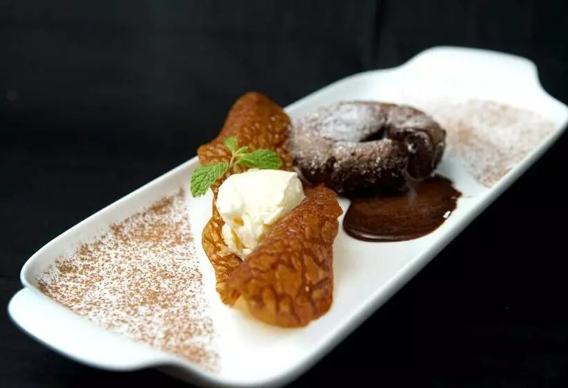 ホテル Olinia Airport