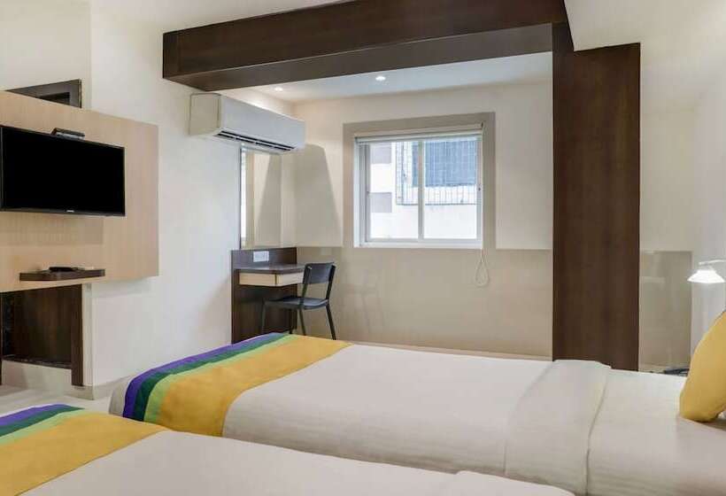 Hotell Treebo Trip Everest Lodging