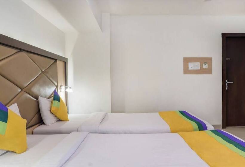 Hotell Treebo Trip Everest Lodging