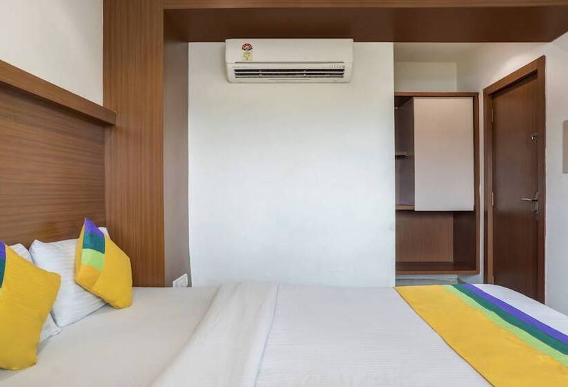 Hotell Treebo Trip Everest Lodging