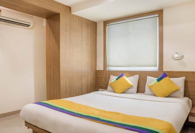 Hotell Treebo Trip Everest Lodging