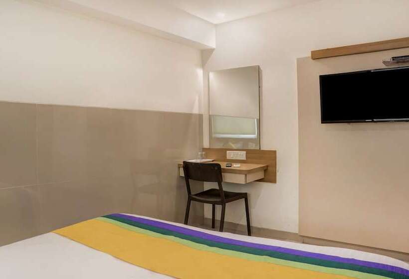 Hotell Treebo Trip Everest Lodging