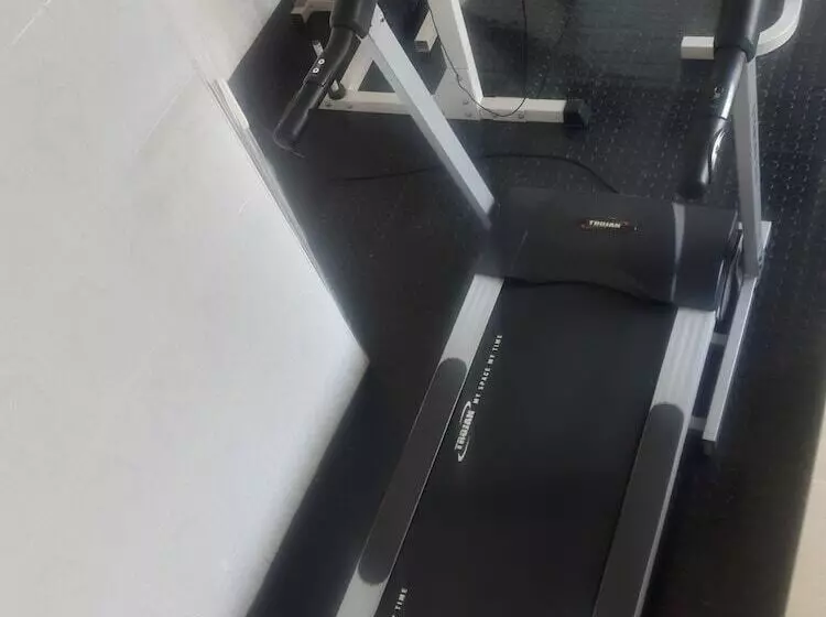 تختخواب و صبحانه Ekupholeni Garden Villas