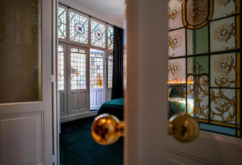 B&b Boutique Hotel N10