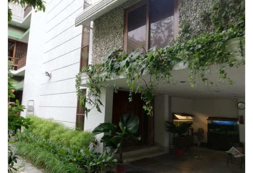 هتل Ambrosia Guest House