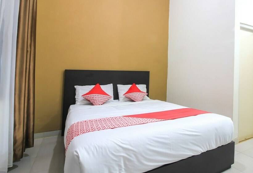 فندق Oyo 962 Family Residence