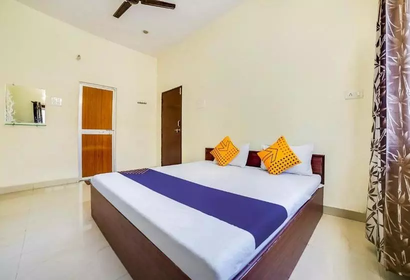 ホテル Spot On 45291 Bharat Lodge