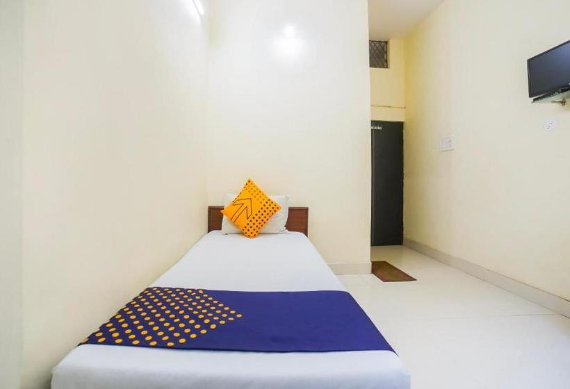 فندق Spot On 45291 Bharat Lodge