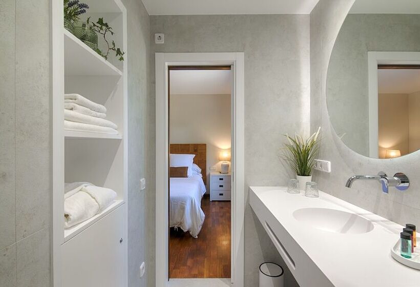 بنسيون El Porxo B&b