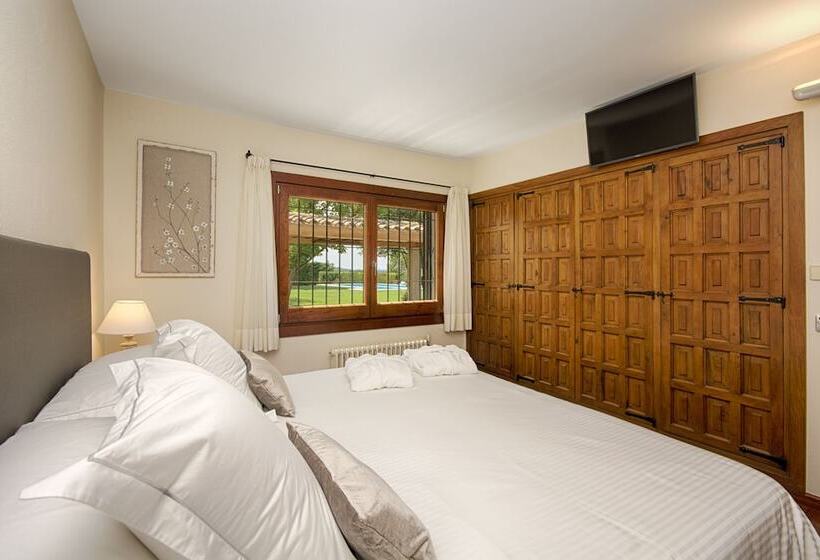 بنسيون El Porxo B&b