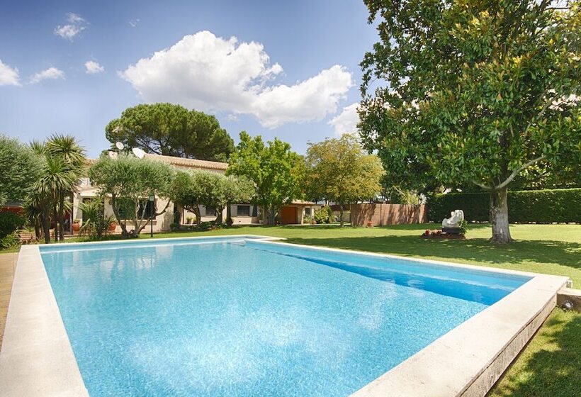 بنسيون El Porxo B&b