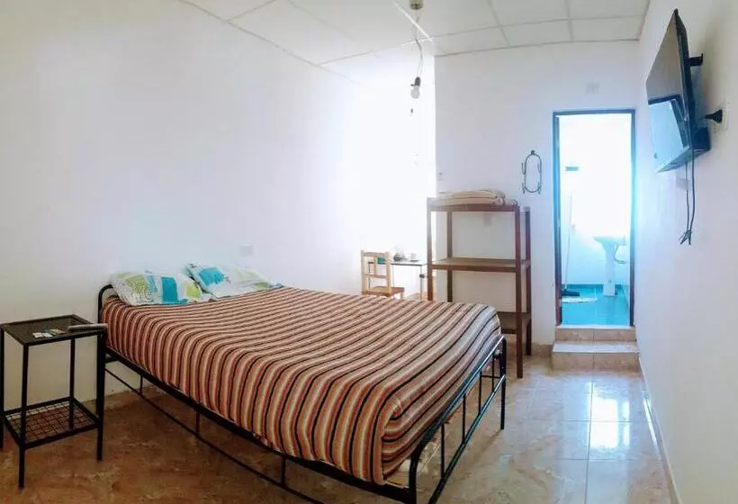 Majatalo Hostal Los Faroles Chicoana