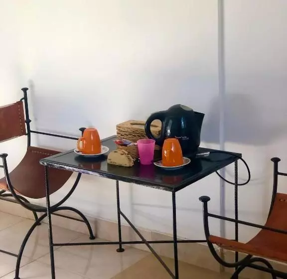 Majatalo Hostal Los Faroles Chicoana