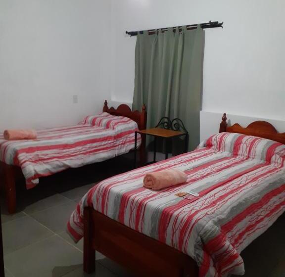 Pension Hostal Los Faroles Chicoana