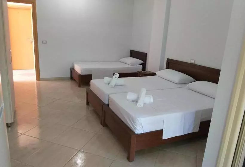 پانسیون Olive Lodge