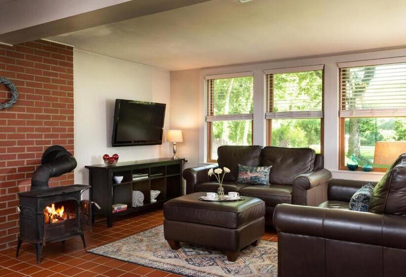 住宿加早餐 Brampton 1860