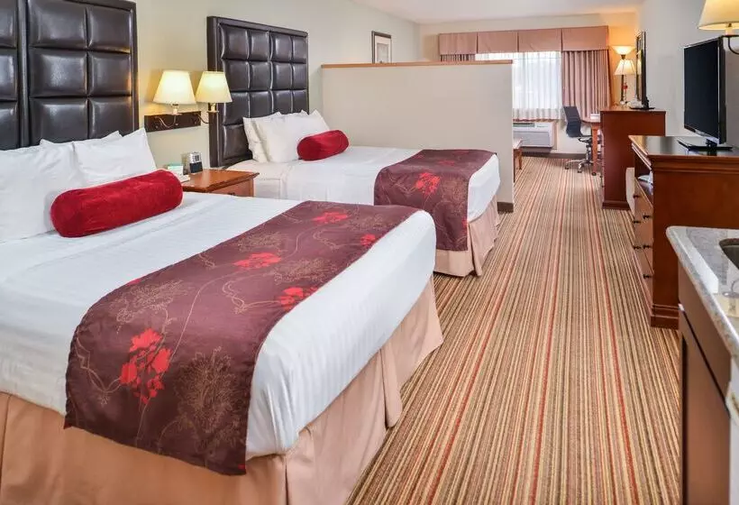 هتل Best Western Plus Rama Inn