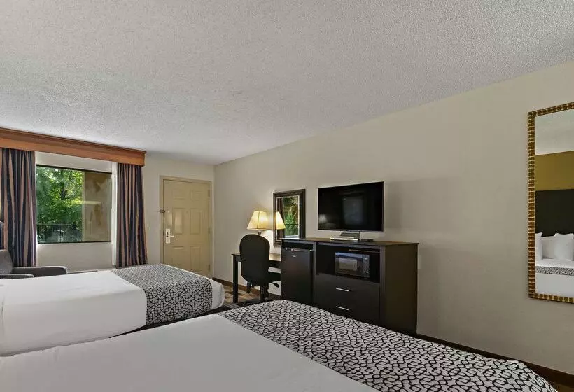 هتل Best Western Windsor Suites