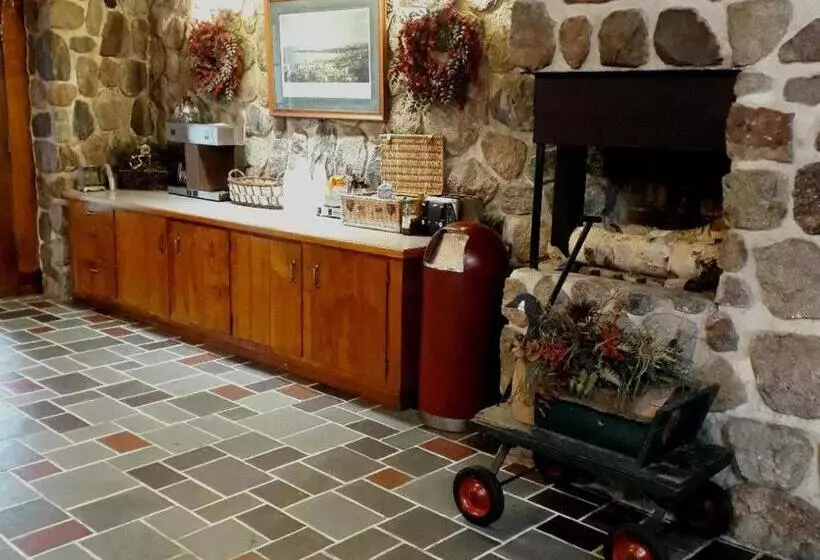 酒店 Birchwood Inn