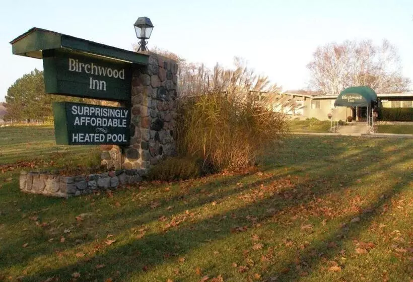 酒店 Birchwood Inn