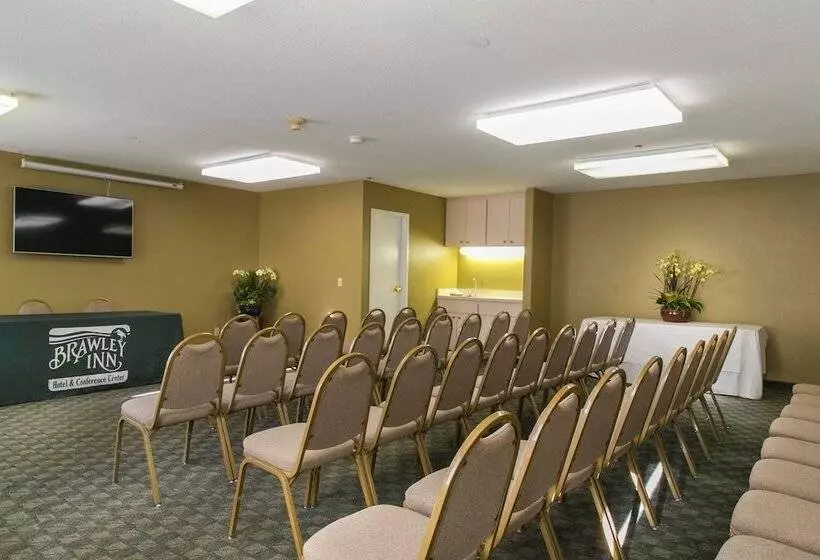 酒店 Brawley Inn
