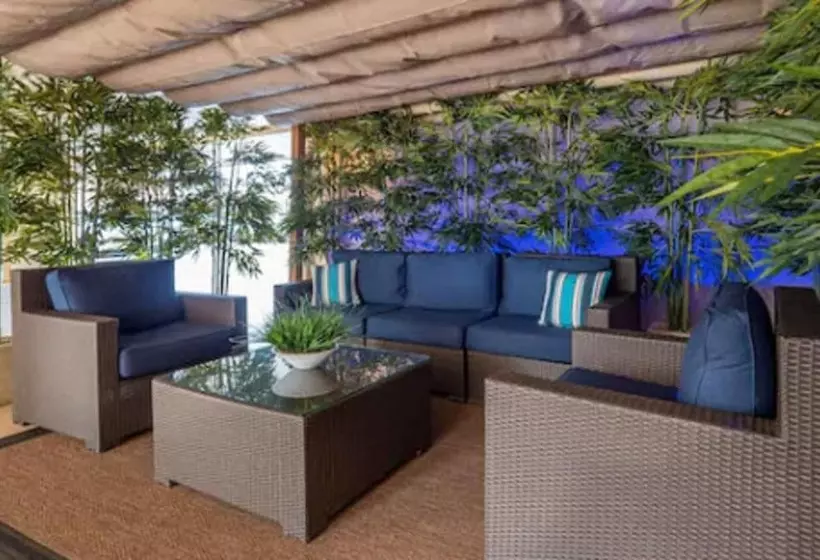 The Breakers Hotel & Suites