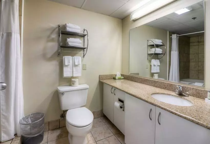 The Breakers Hotel & Suites