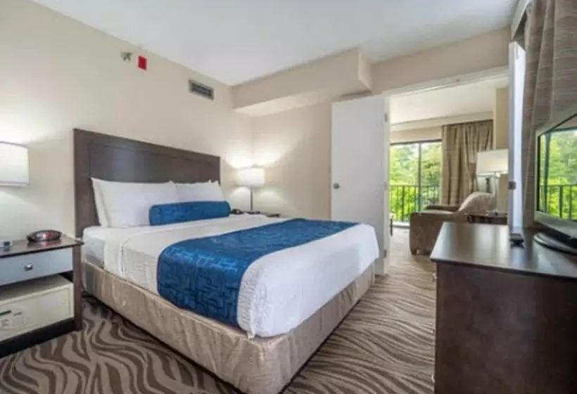 The Breakers Hotel & Suites