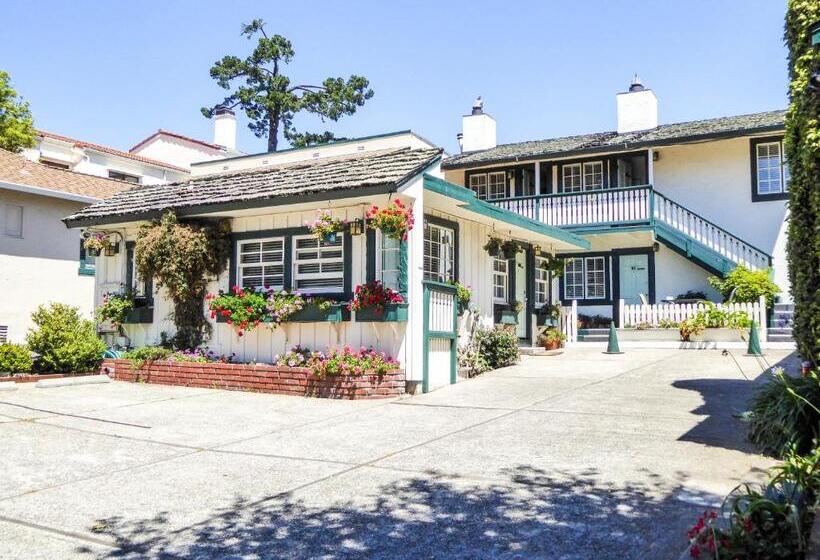 酒店 Briarwood Inn