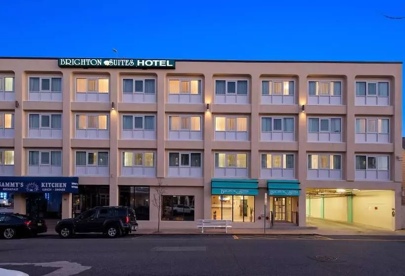 هتل Brighton Suites