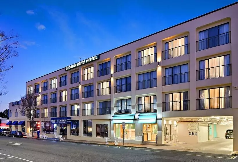 هتل Brighton Suites