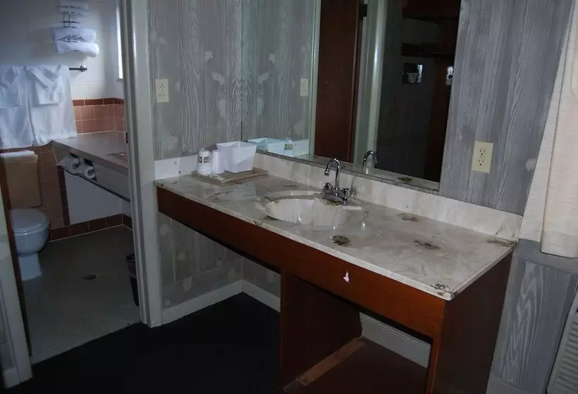 호텔 Budget Host Exit 254 Inn