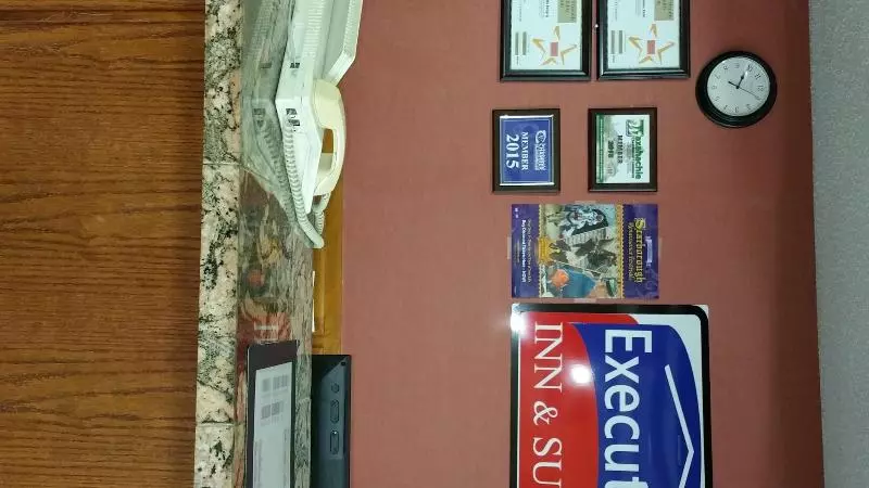 酒店 Executive Inn And Suites Waxahachie