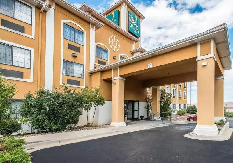 בית מלון כפרי Greentree Inn Denver Tech Center