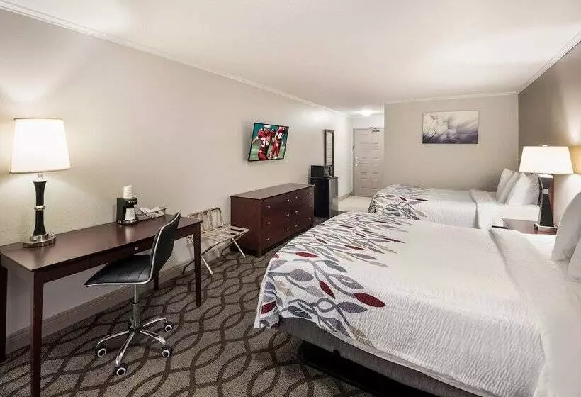 فندق Red Roof Inn & Suites Lexington   Hamburg