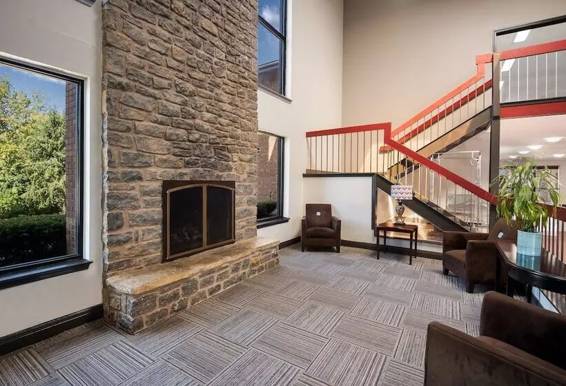 فندق Red Roof Inn & Suites Lexington   Hamburg