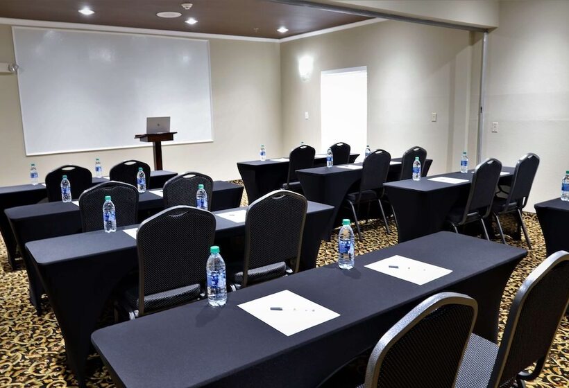 Hotel Super 8 By Wyndham High Point/greensboro