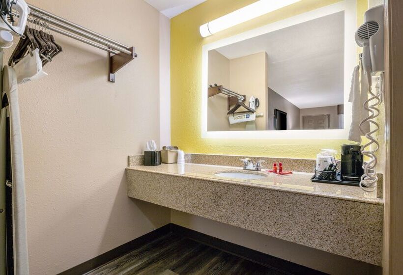 Surestay Plus Hotel By Best Western Poteau