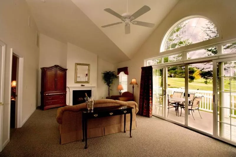 酒店 The Bethel Resort & Suites