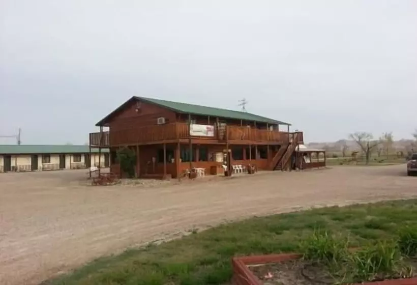 汽车旅馆  Badlands Hotel & Campground