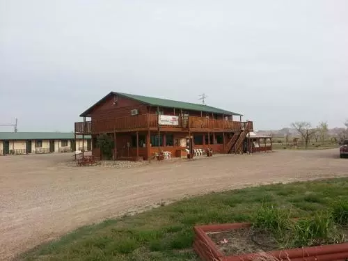 汽车旅馆  Badlands Hotel & Campground