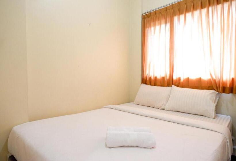 Hotel Reddoorz @ Jalan Setiabudi Semarang 2