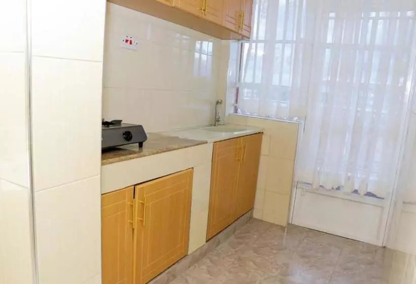 پانسیون Rosedale Apartments