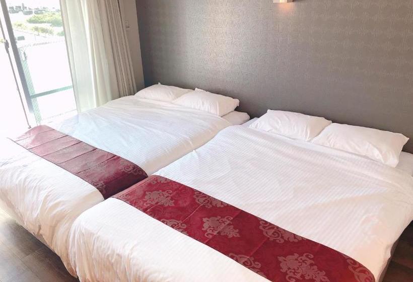 Ten Point Hotel Airport