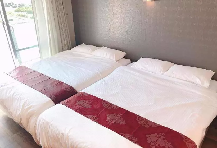 Ten Point Hotel Airport