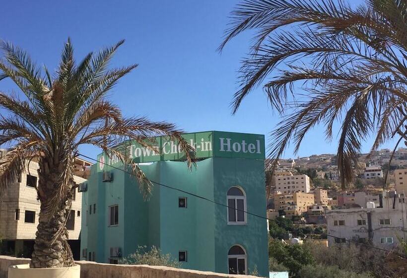 هتل Petra Town Check Inn