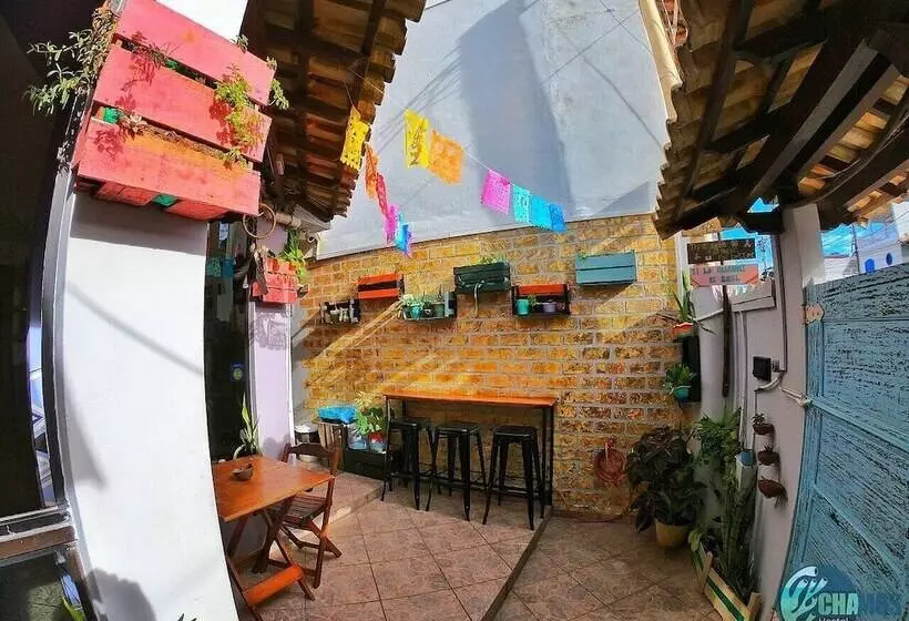 پانسیون Chamos Hostel Cultural