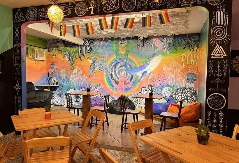 پانسیون Chamos Hostel Cultural
