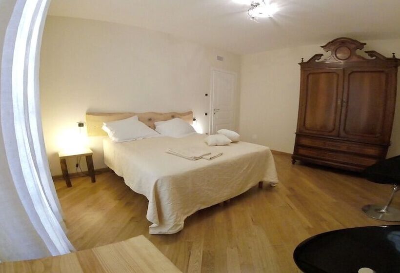 ペンション Liberty Room And Breakfast